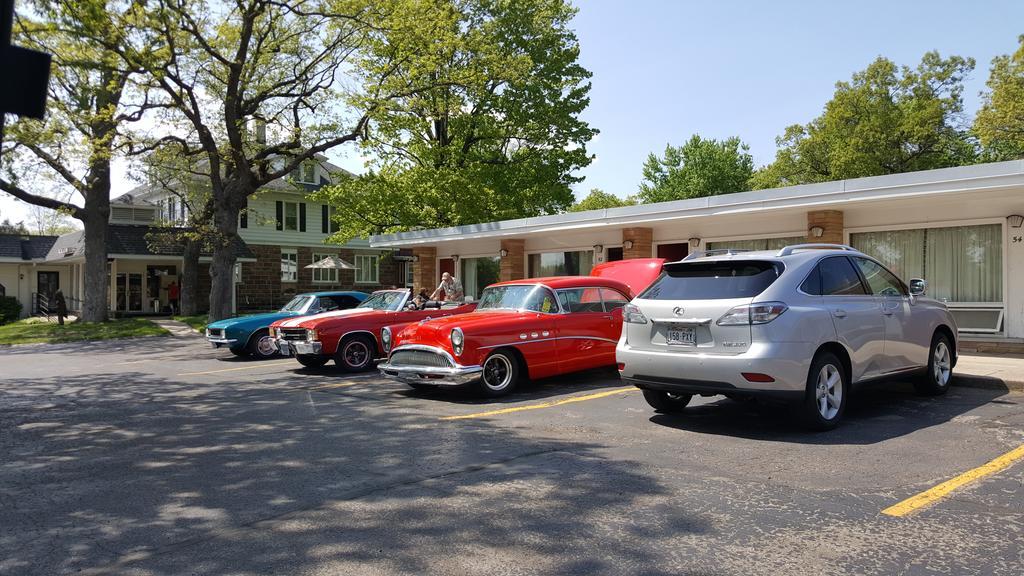 Indian Trail Motel Wisconsin Dells Extérieur photo