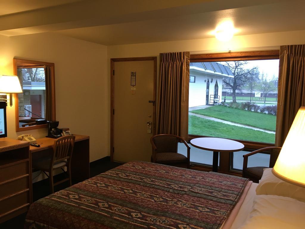 Indian Trail Motel Wisconsin Dells Extérieur photo