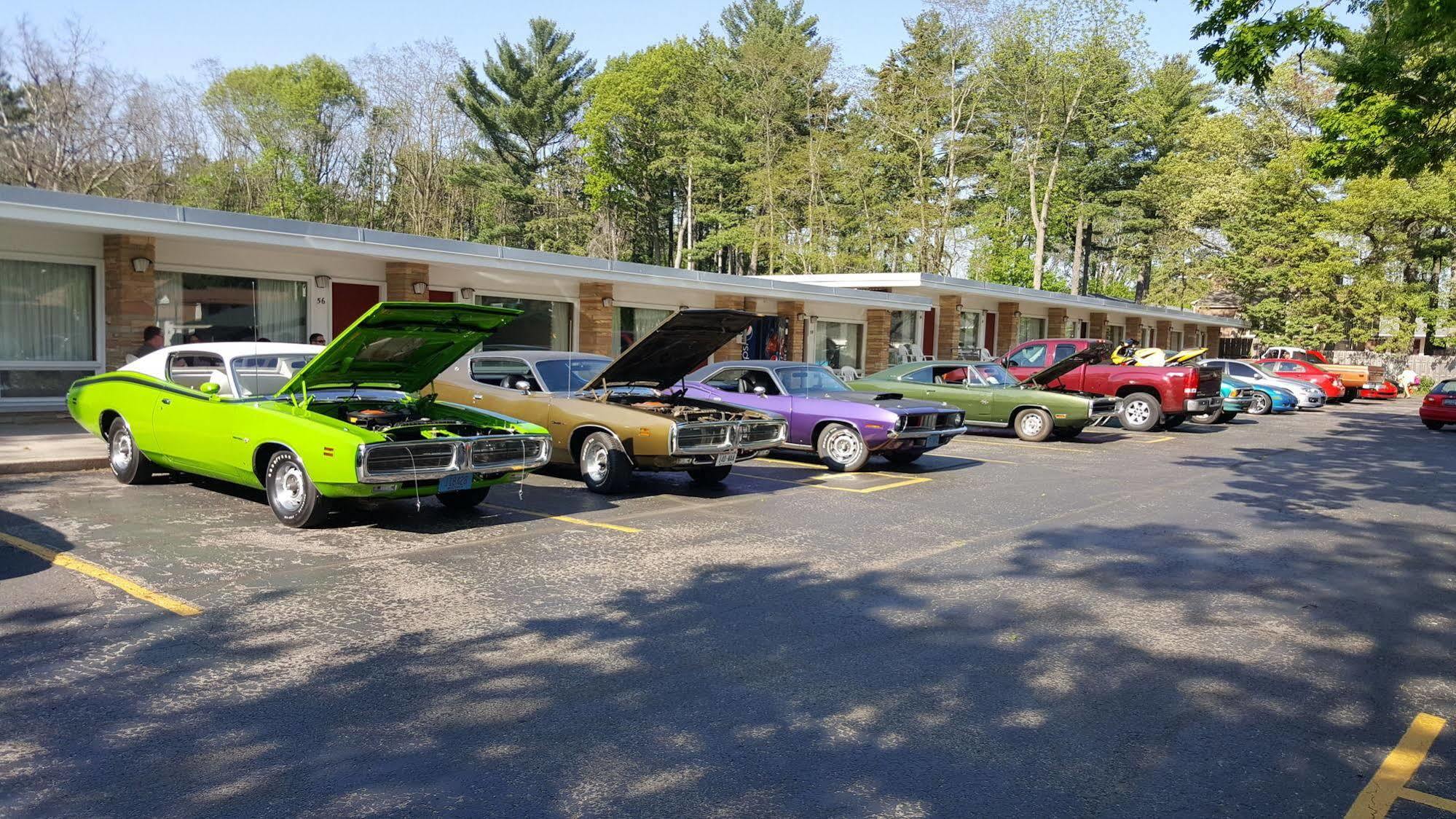 Indian Trail Motel Wisconsin Dells Extérieur photo
