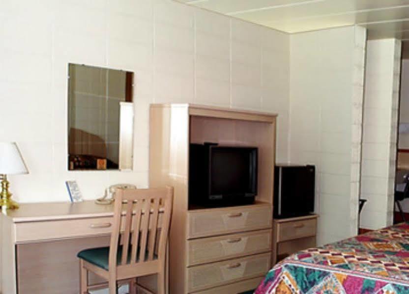Indian Trail Motel Wisconsin Dells Extérieur photo