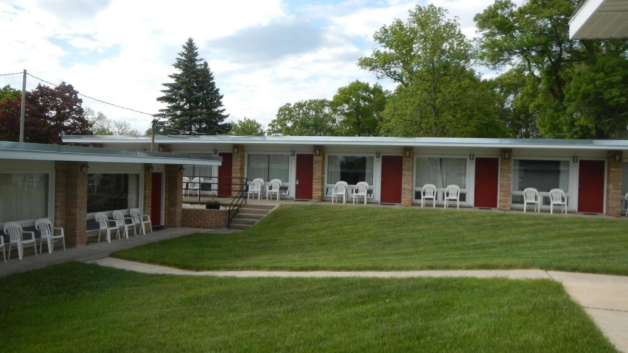 Indian Trail Motel Wisconsin Dells Extérieur photo