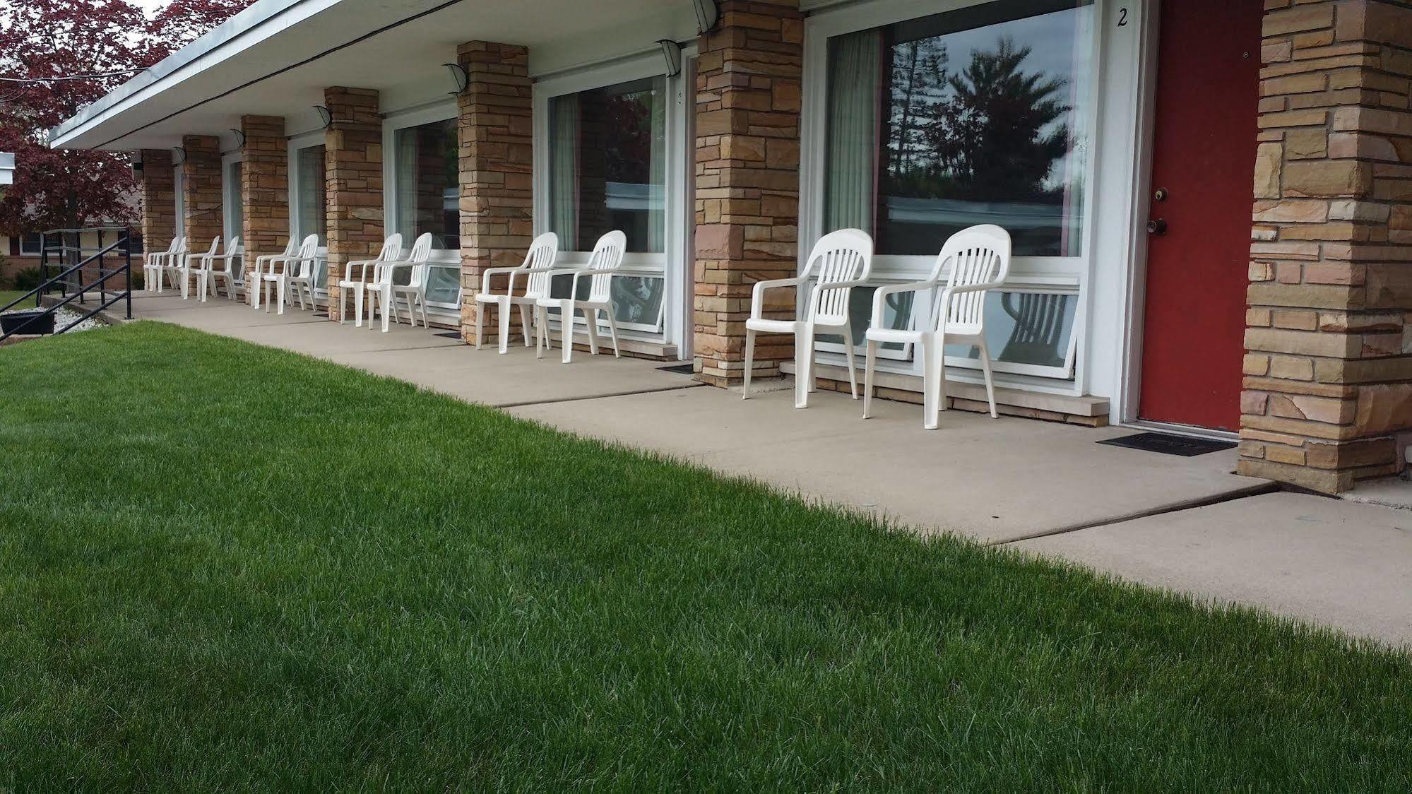 Indian Trail Motel Wisconsin Dells Extérieur photo