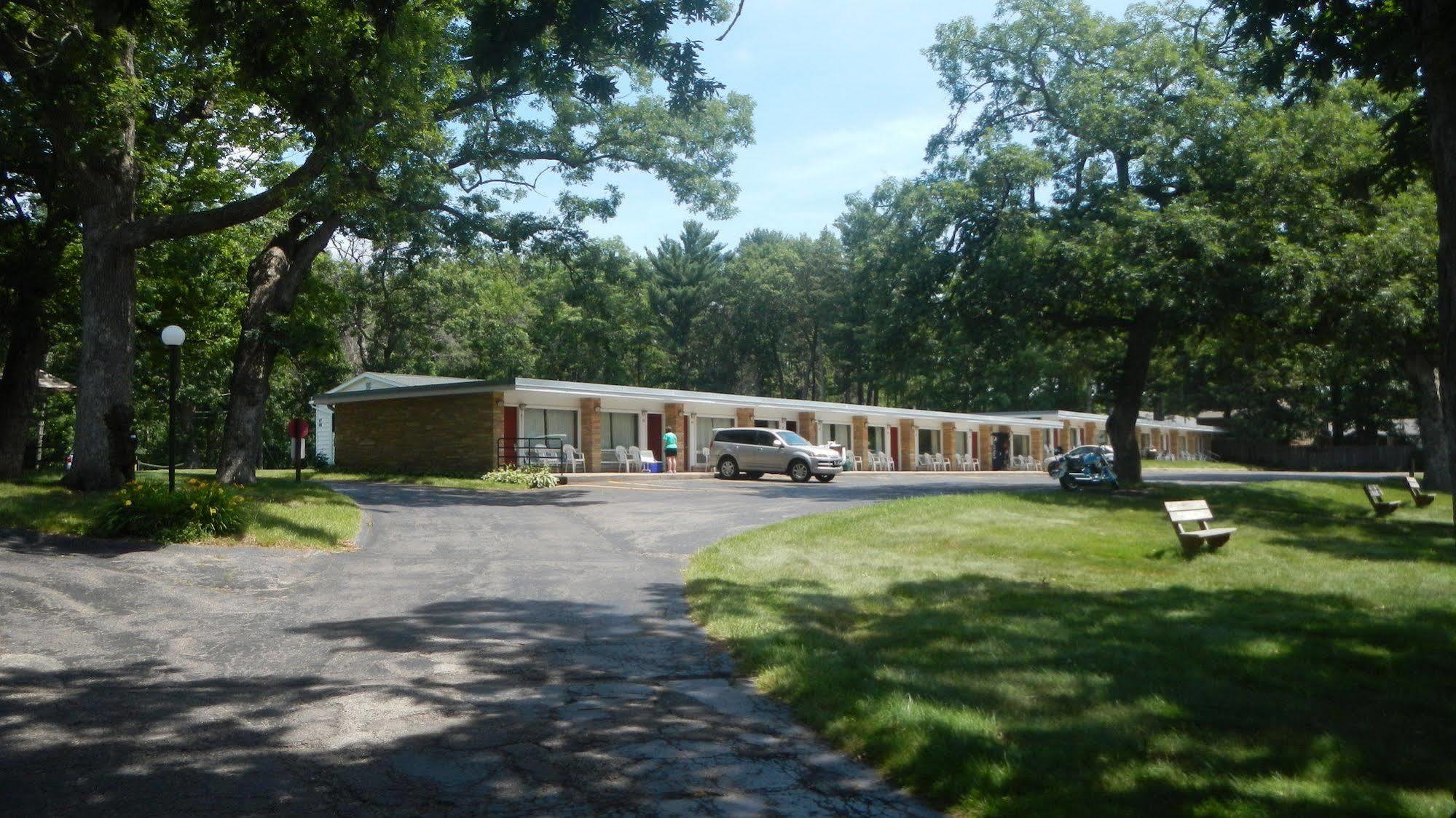 Indian Trail Motel Wisconsin Dells Extérieur photo